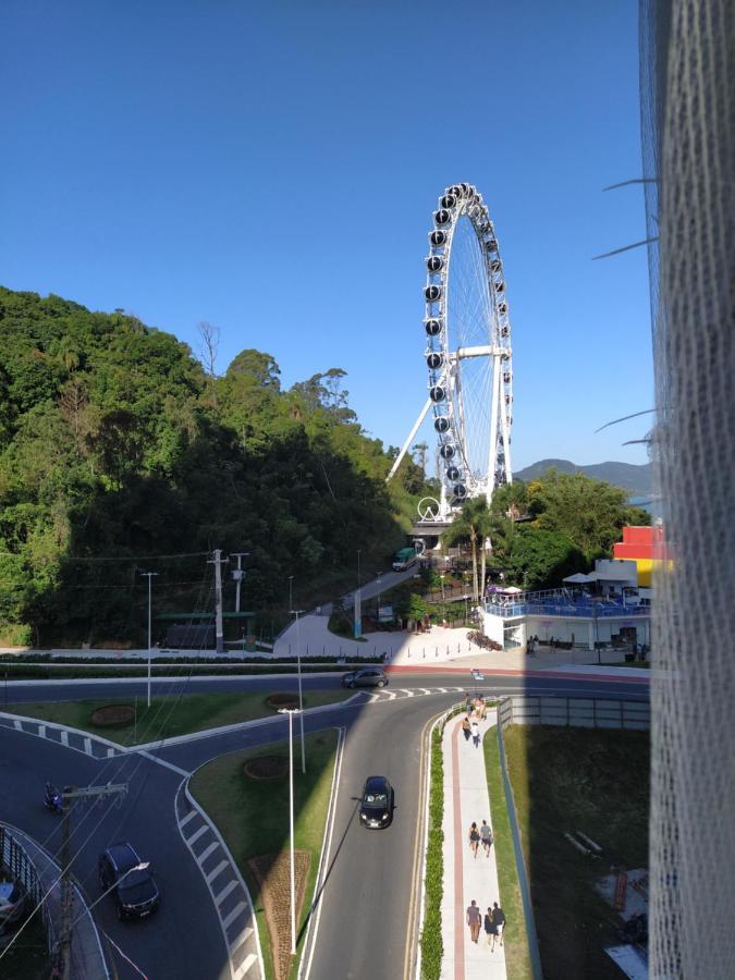 Apart um dormitório com piscina frente mar Apartamento Balneário Camboriú Exterior foto