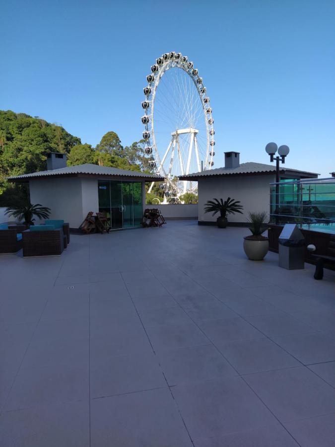 Apart um dormitório com piscina frente mar Apartamento Balneário Camboriú Exterior foto